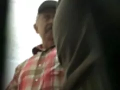 Lui video sesso anale gratis frigge le patate e io le friggo